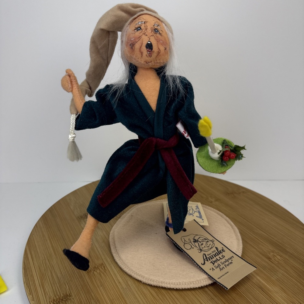 NWT Vtg 1996  Annalee 10" Dickens Christmas Carol Bedtime Scrooge HTF